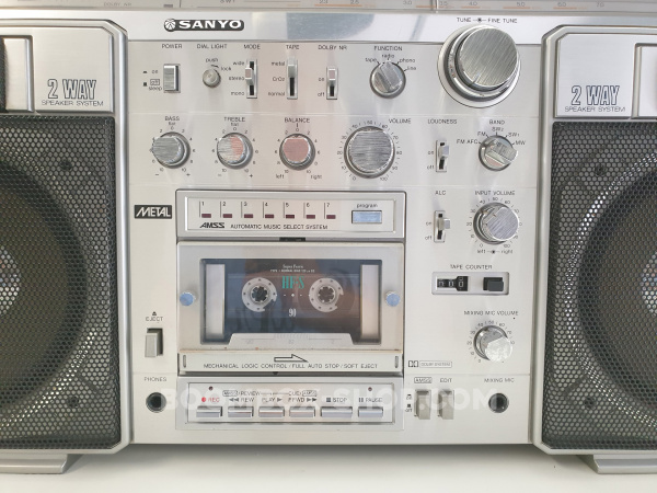 sanyo-m-x920k-boombox-20230824_165618b